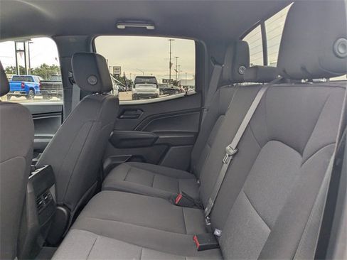 Used 2025 Chevrolet Colorado W/T image 12