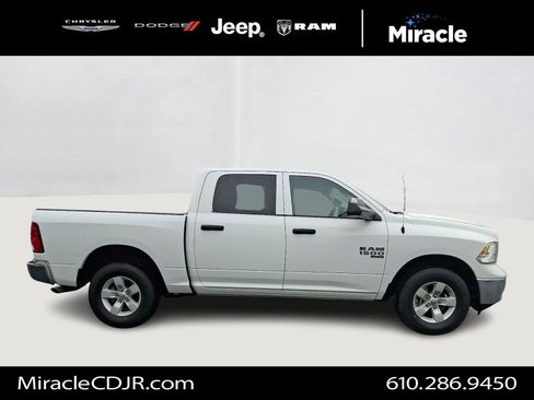 Used 2023 RAM 1500 Classic SLT w/ Trailer & Traction Group image 8
