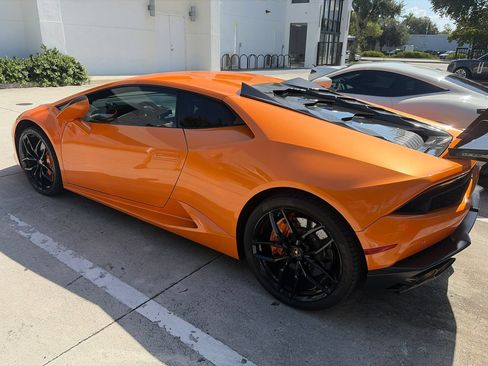 Used 2015 Lamborghini Huracan LP 610-4 AWD/4WD image 4