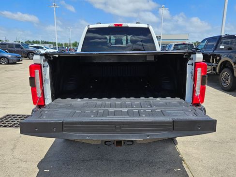 Used 2024 Ford F250 King Ranch w/ FX4 Off-Road Package AWD/4WD image 31