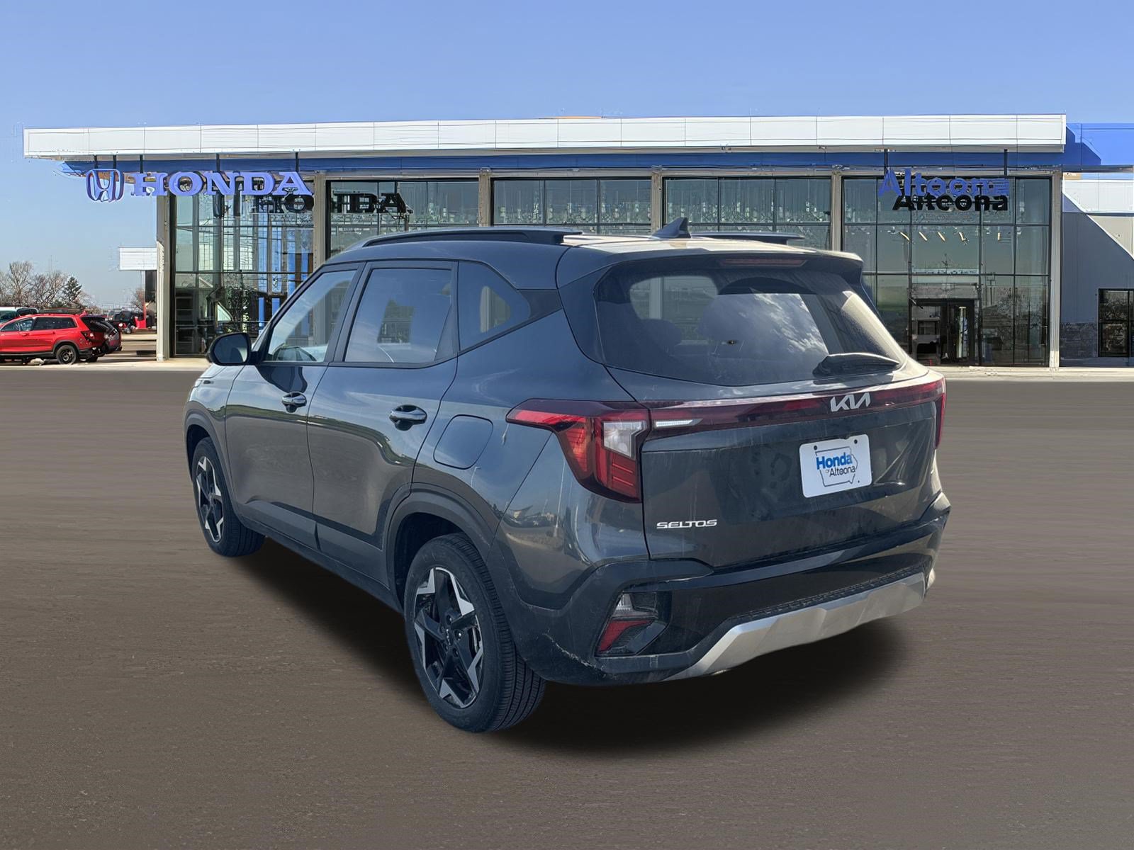 Used 2025 Kia Seltos S AWD/4WD image 3