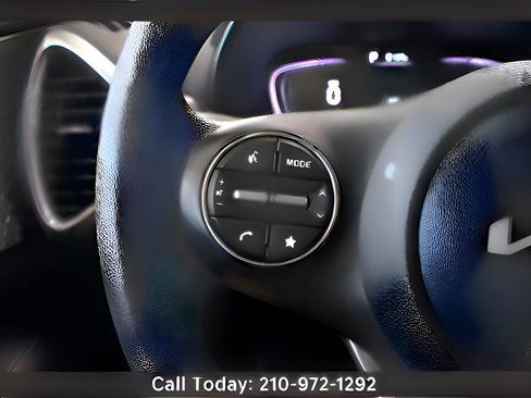 Used 2024 Kia Soul LX w/ Option Group 015 image 11