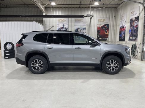 New 2026 GMC Acadia AT4 w/ Luxury Package AWD/4WD image 9
