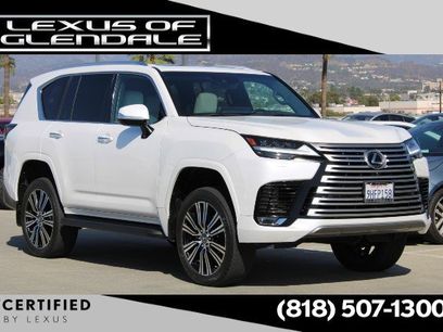Certified 2023 Lexus LX 600 4WD w/ Luxury Package