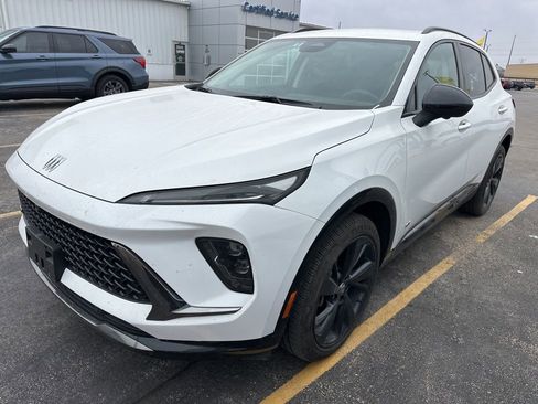 Used 2024 Buick Envision Sport Touring image 15