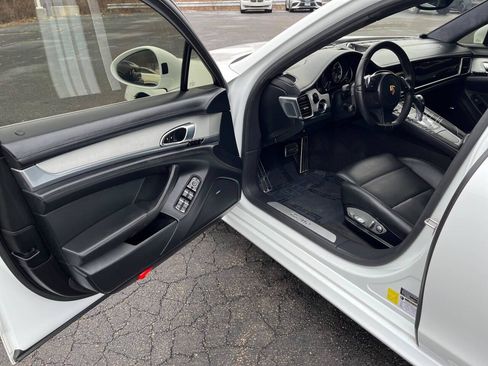 Used 2014 Porsche Panamera Turbo Executive AWD/4WD image 17