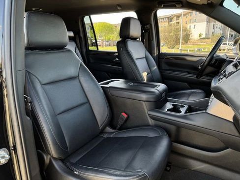 Used 2022 GMC Yukon XL SLE w/ Gmc Pro Safety Plus Package image 31