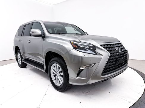 Used 2023 Lexus GX 460 Premium w/ Premium Package image 11