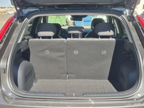 New 2026 Kia Niro LX image 13