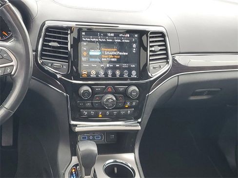 Used 2021 Jeep Grand Cherokee Overland image 16