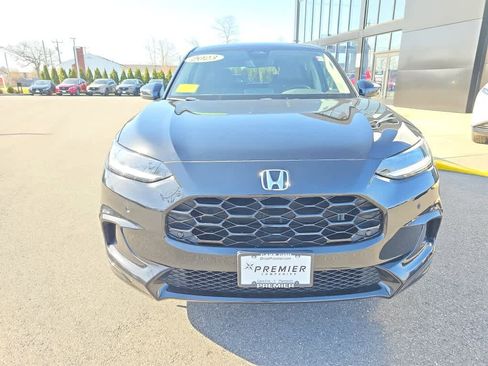 Used 2023 Honda HR-V EX-L image 3
