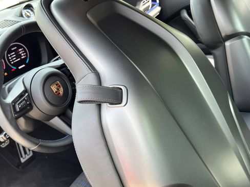 Certified 2025 Porsche 911 Carrera T RWD image 35
