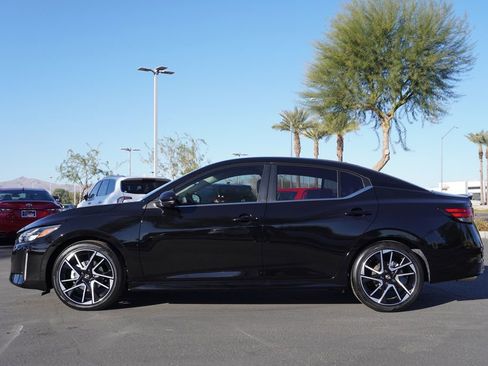 Certified 2025 Nissan Sentra SR w/ SR Premium Package image 2