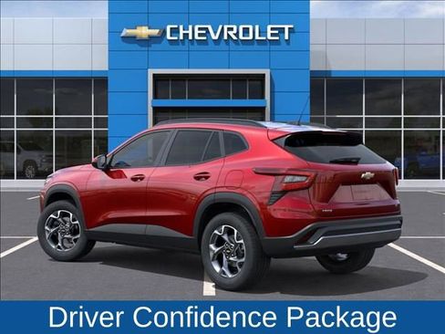 New 2026 Chevrolet Trax LT w/ Driver Confidence Package image 3