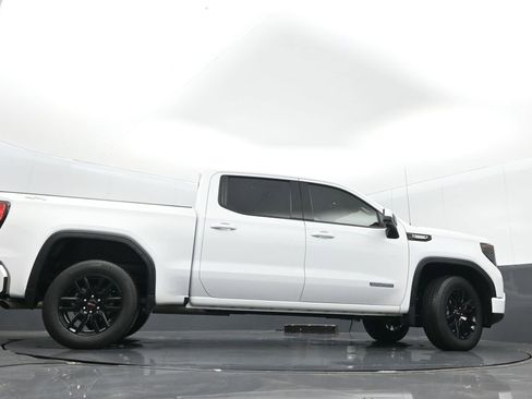 Used 2024 GMC Sierra 1500 Elevation image 35