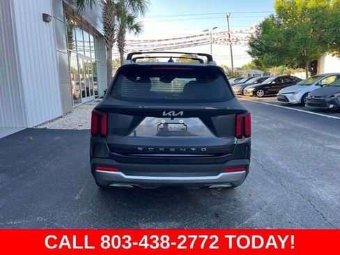 Used 2025 Kia Sorento SX FWD image 34