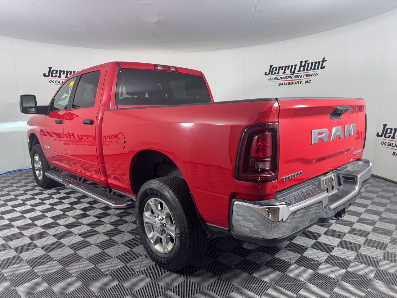 Used 2026 RAM 2500 Big Horn AWD/4WD image 9
