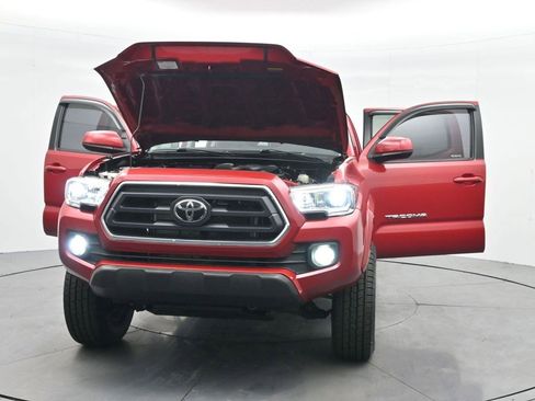 Used 2020 Toyota Tacoma SR5 image 36