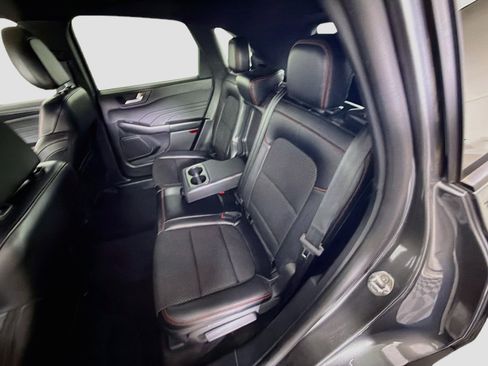 Used 2025 Ford Escape ST-Line FWD image 27