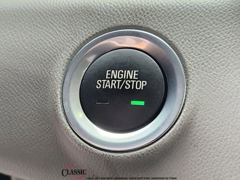 Used 2024 GMC Terrain SLT FWD image 22