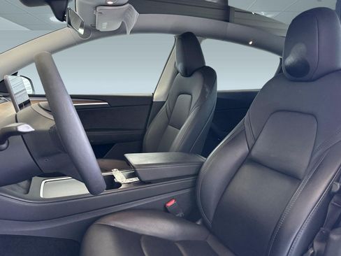 Used 2023 Tesla Model Y 2WD image 20