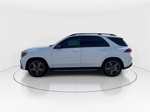 Used 2024 Mercedes-Benz GLE 580 4MATIC image 5