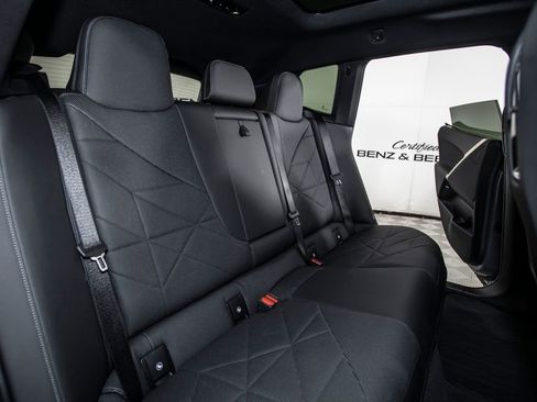 Used 2023 BMW iX xDrive50 w/ Sport Package image 41