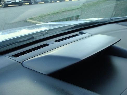 Used 2018 Subaru Impreza 2.0i image 23