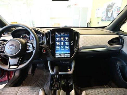 Used 2026 Subaru Forester Premium AWD/4WD image 2