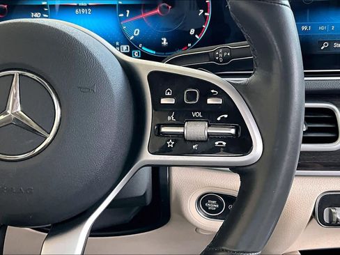 Used 2020 Mercedes-Benz GLE 350 4MATIC image 25
