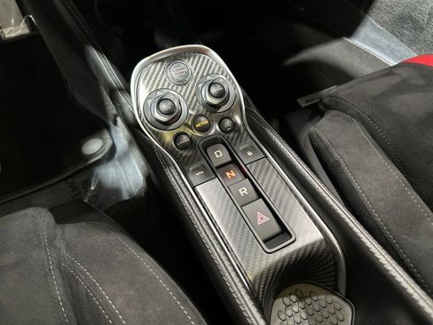 Used 2017 McLaren 570S Coupe RWD image 54