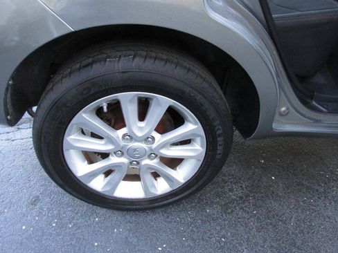 Used 2013 Kia Soul + w/ Audio Pkg FWD image 36