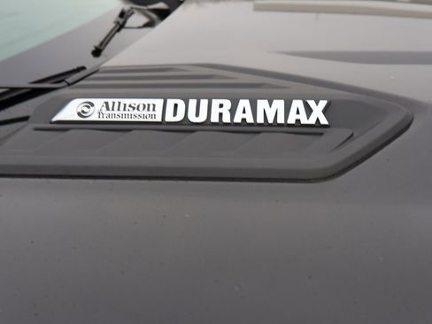 Used 2020 Chevrolet Silverado 2500 LTZ w/ LTZ Plus Package image 7