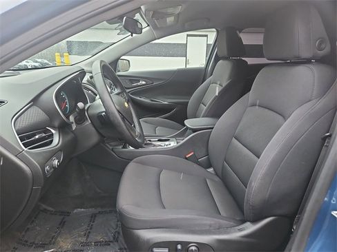 Certified 2025 Chevrolet Malibu RS image 19