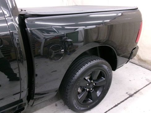 Used 2018 RAM 1500 Big Horn AWD/4WD image 10