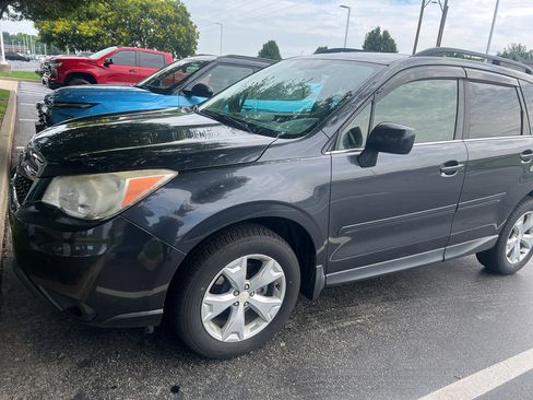 Used 2015 Subaru Forester 2.5i Limited AWD/4WD image 4