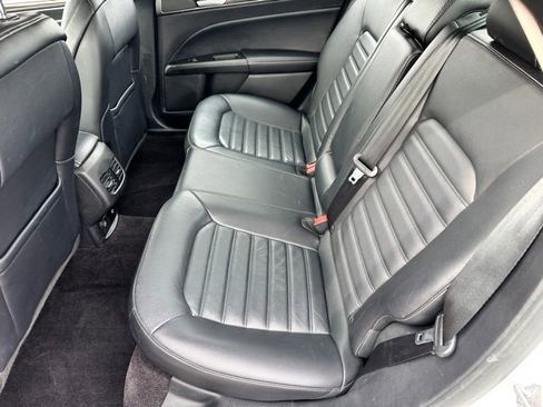 Certified 2017 Ford Fusion SE w/ Equipment Group 602A image 7