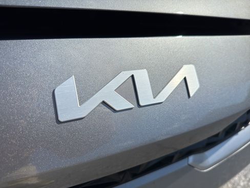 Used 2023 Kia Forte LXS w/ LXS Technology Package FWD image 31