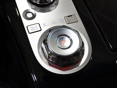 Used 2025 Genesis G80 2.5T image 20