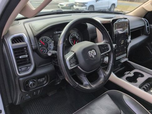 Used 2019 RAM 1500 Laramie image 8