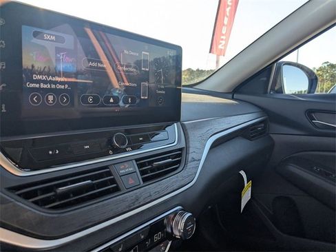 New 2025 Nissan Altima 2.5 SV w/ SV Premium Package image 23