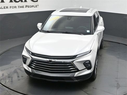 Used 2023 Chevrolet Blazer Premier image 41