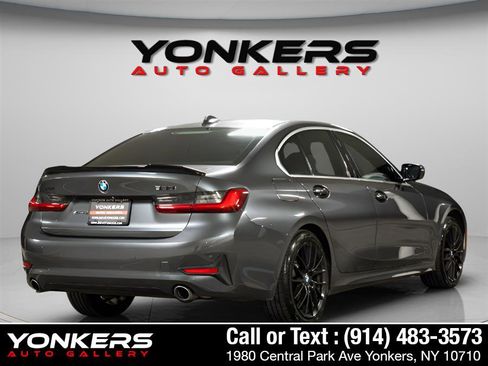 Used 2020 BMW 330i xDrive Sedan w/ Driving Assistance Package image 11