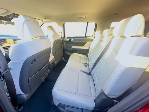 New 2026 Hyundai Santa Fe SEL image 17