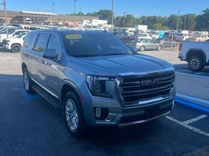 Used 2024 GMC Yukon XL SLT w/ SLT Luxury Package