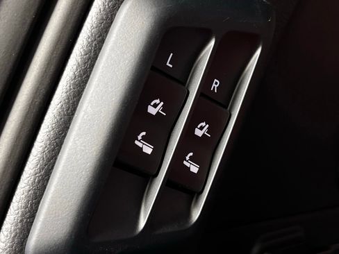 Used 2023 Lexus GX 460 Premium AWD/4WD image 33