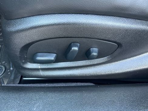 Used 2019 Chevrolet Impala Premier image 13