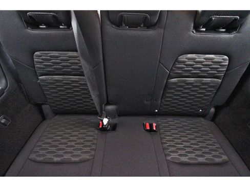 Used 2024 Nissan Pathfinder S FWD image 16