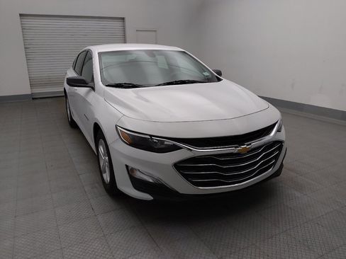 Used 2020 Chevrolet Malibu LS FWD image 14