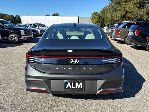 New 2026 Hyundai Sonata SE image 4